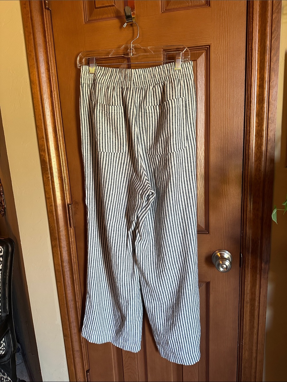 Old Navy Navy/White Striped Wide-Leg Linen-Blend Pants, size Medium - Picture 6 of 9